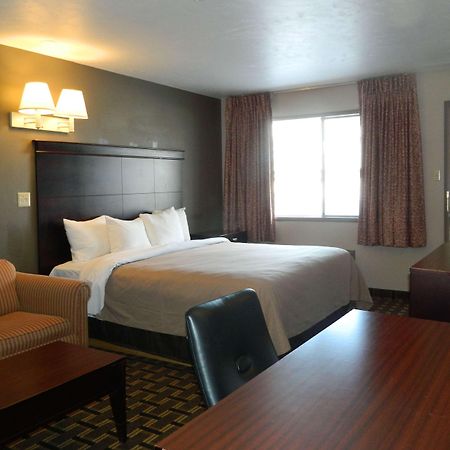 Travelodge By Wyndham Evanston Extérieur photo